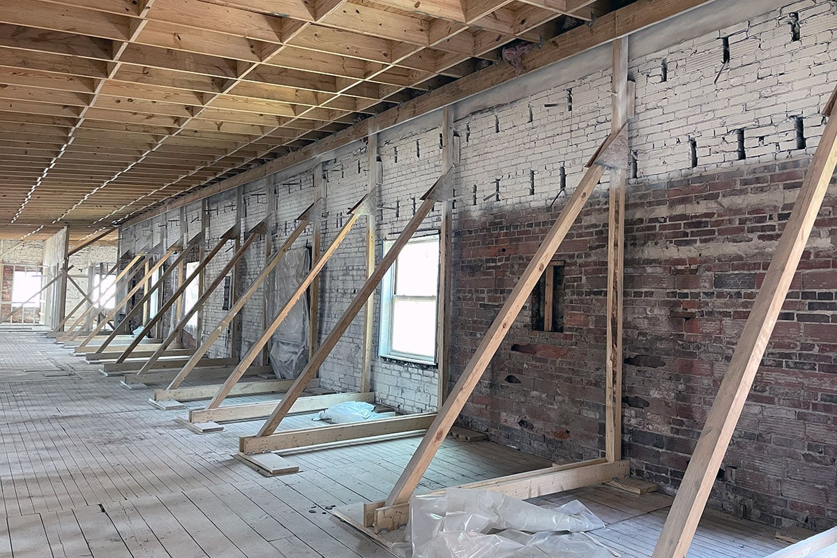 Brick-wall-during-restoration-of-Manchester-Apts